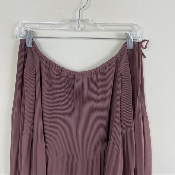 Wilfred x Aritiza Talence Of Shoulder Brown Blouse - Picture 3 of 13